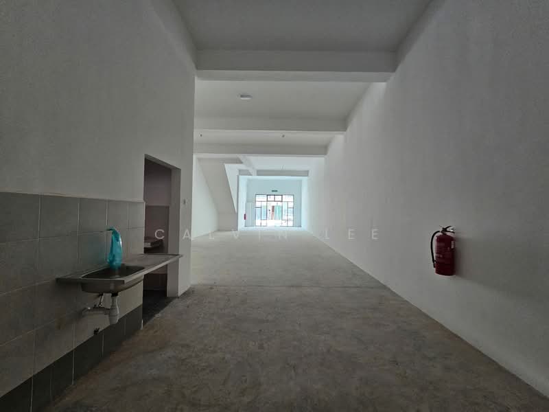 Shop for Rent in Bandar Baru Permas Jaya (Permas Jaya) - Calvin Lee - Interior - PropertyGuru.com.my