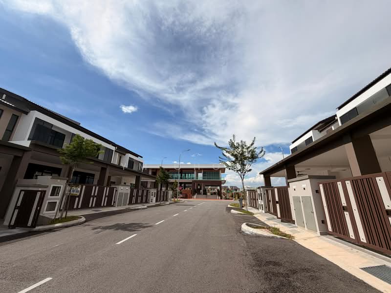Rumah Teres 2 Tingkat untuk Disewa di Tanjong Minyak (Melaka) - YM Chong - PropertyGuru.com.my