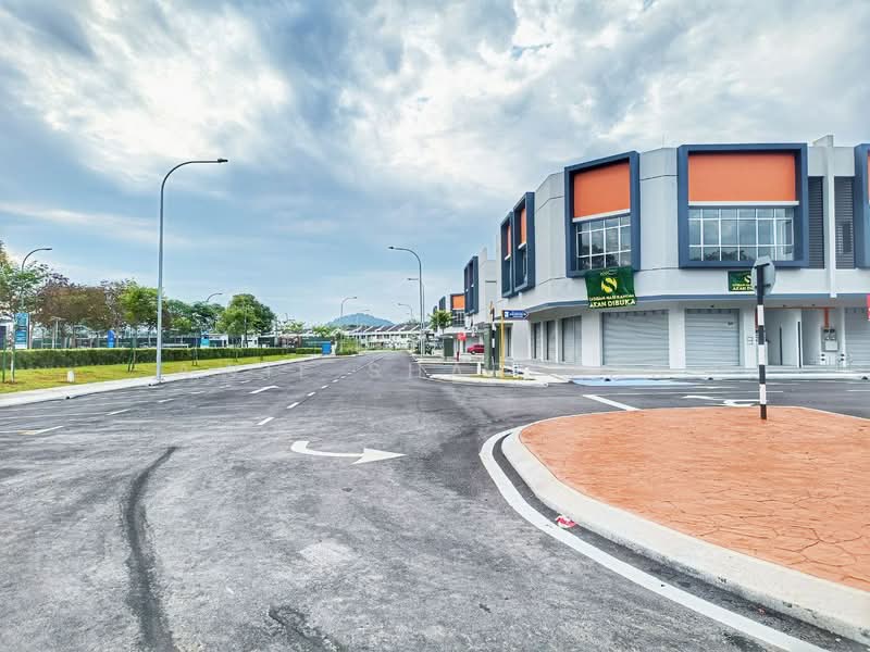 Shop / Office for Rent in Alam Suria (Puncak Alam) - Awie Shariman - Exterior - PropertyGuru.com.my
