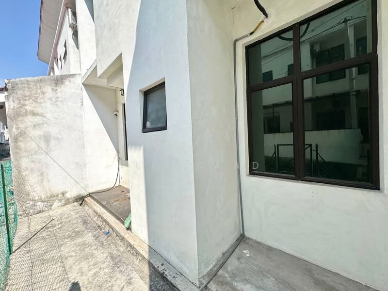 Rumah Teres 2 Tingkat untuk Dijual di Taman Saujana KLIA (Sepang) - Alif Saad - PropertyGuru.com.my