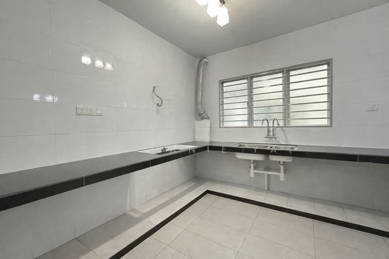 2-storey Terraced House for Sale in Bandar Parklands (Klang) - Stephanie Yap - Kitchen - PropertyGuru.com.my