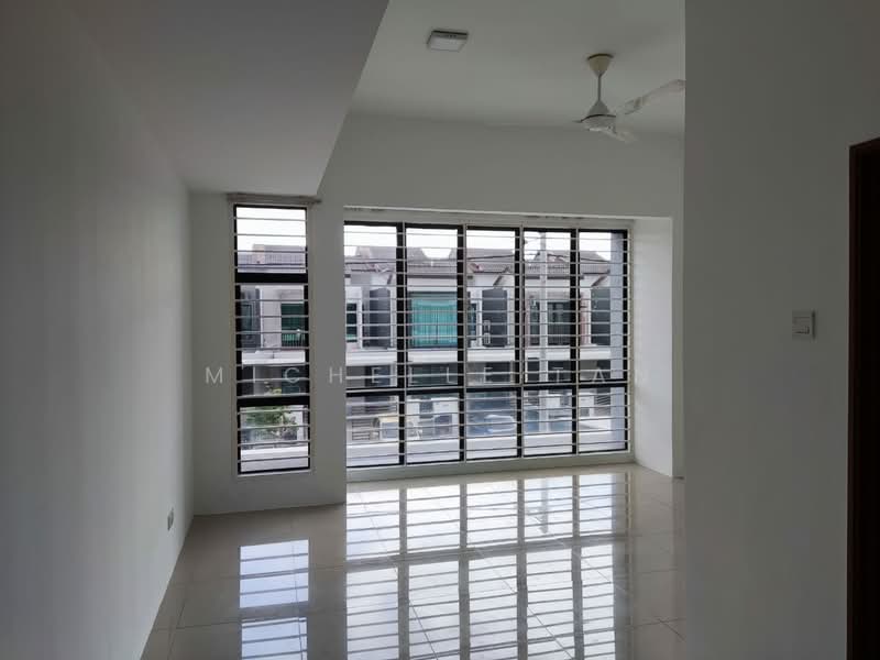 Rumah Teres 2 Tingkat untuk Dijual di Taman Saujana KLIA (Sepang) - Michelle Tan - Living Room - PropertyGuru.com.my