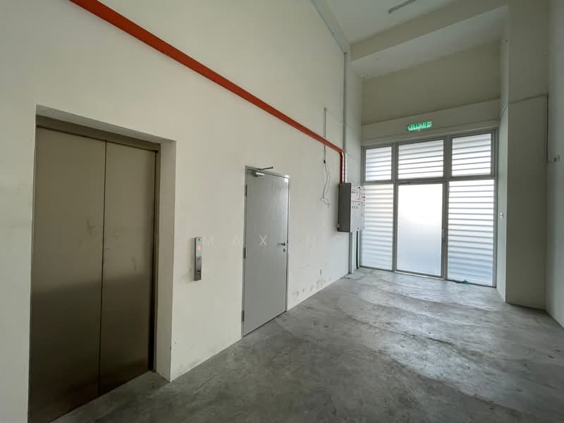 Warehouse for Rent in Batu Kawan (Penang) - Max Ng - Entrance - PropertyGuru.com.my