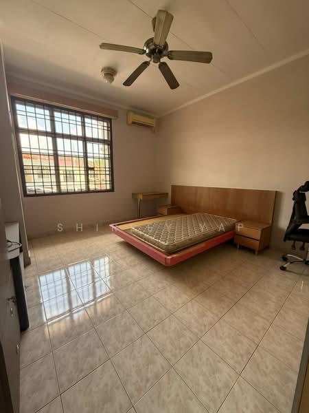 Rumah Teres 2 Tingkat untuk Disewa di Mutiara Rini (Skudai) - Shirley Yap - Bedroom - PropertyGuru.com.my