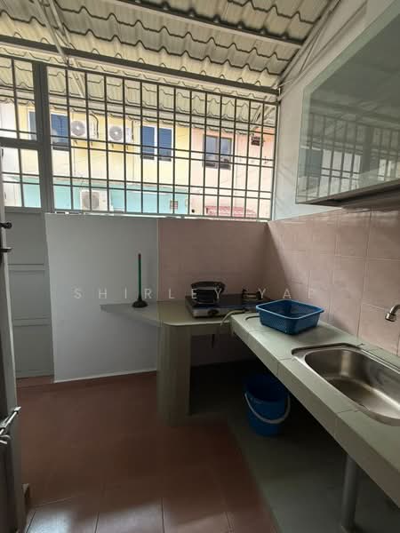 Rumah Teres 2 Tingkat untuk Disewa di Mutiara Rini (Skudai) - Shirley Yap - Kitchen - PropertyGuru.com.my