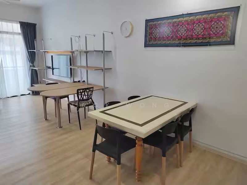 Servis Apartment untuk Dijual di Jentayu Residensi @ Tampoi - Jack Wong - Living Room - PropertyGuru.com.my