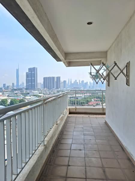 Kondominium untuk Dijual di Seri Puteri - Geoff Lim - Balcony - PropertyGuru.com.my