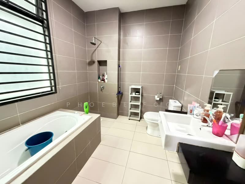 2-storey Terraced House for Rent in Senibong (Permas Jaya) - Phoebe Foo - Bathroom - PropertyGuru.com.my
