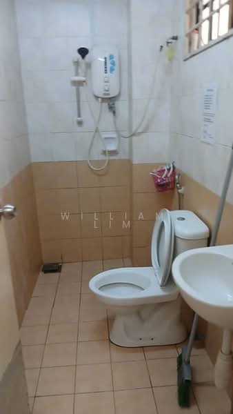 3-storey Terraced House for Sale in Mutiara Bukit Jalil (Bukit Jalil) - William Lim - Bathroom - PropertyGuru.com.my