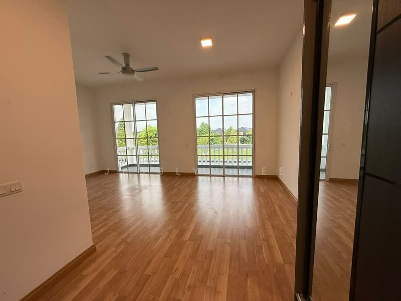 Semi-Detached House for Sale in Eco Majestic (Semenyih) - Jesslyn Lee - Living Room - PropertyGuru.com.my