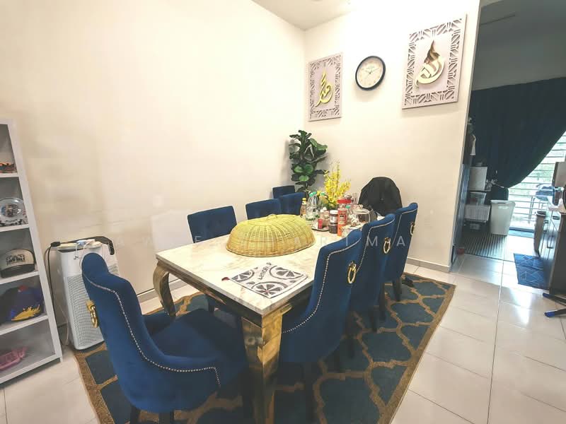 2-storey Terraced House for Sale in Shah Alam (Selangor) - Awie Shariman - Dining Room - PropertyGuru.com.my