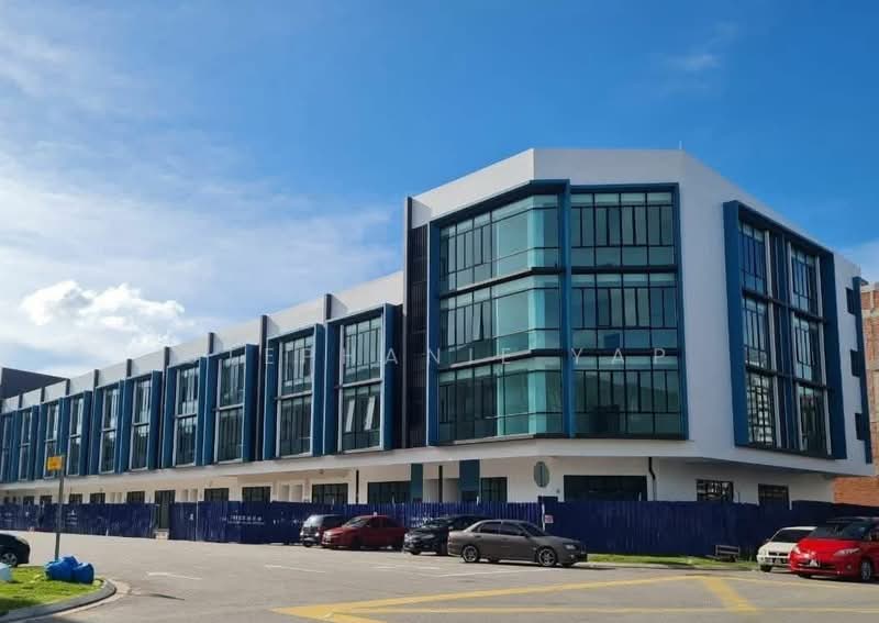 Shop / Office for Rent in Bandar Baru Permas Jaya (Permas Jaya) - Stephanie Yap - Exterior - PropertyGuru.com.my