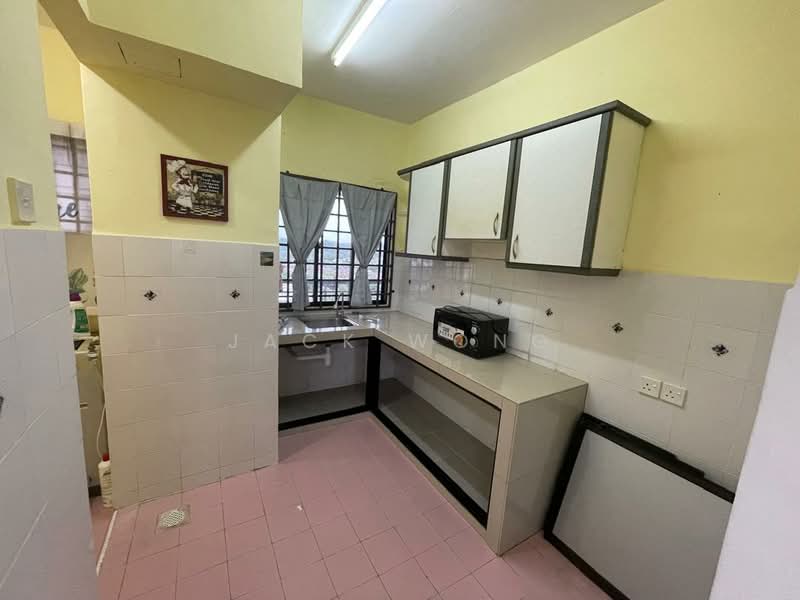Apartment for Sale at Seri Mutiara Apartment - Jack Wong - Kitchen - PropertyGuru.com.my
