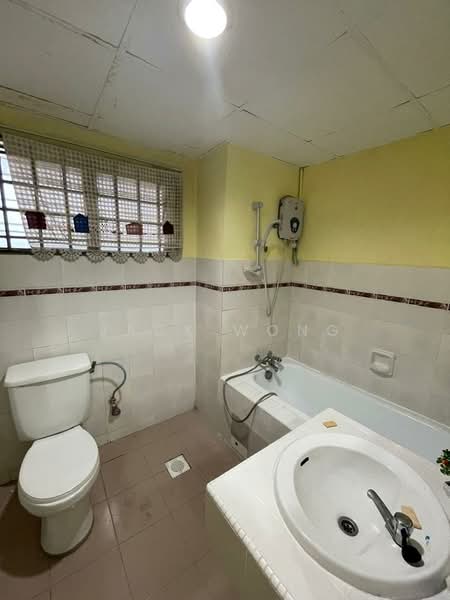 Apartment for Sale at Seri Mutiara Apartment - Jack Wong - Bathroom - PropertyGuru.com.my