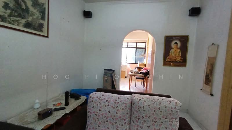Rumah Flat untuk Dijual di Taman Sri Setia - Hoo Pieow Chin - Living Room - PropertyGuru.com.my