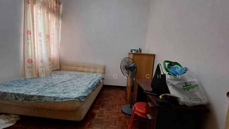 Rumah Flat untuk Dijual di Taman Sri Setia - Hoo Pieow Chin - Bedroom - PropertyGuru.com.my