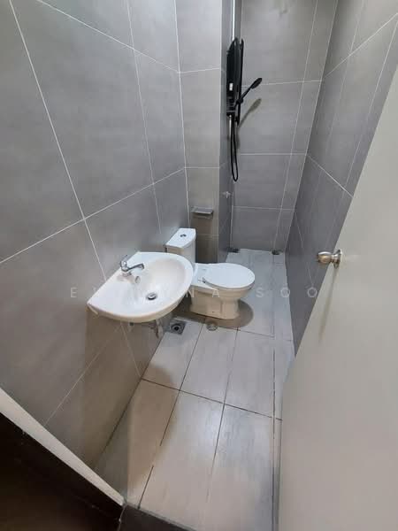 Servis Apartment untuk Disewa di Space Residency - Elleyna Soo - Bathroom - PropertyGuru.com.my