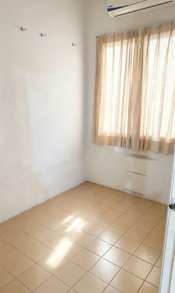 Rumah Teres 2 Tingkat untuk Dijual di Taman Kelana Idaman (Ara Damansara) - Victor Liew - Interior - PropertyGuru.com.my