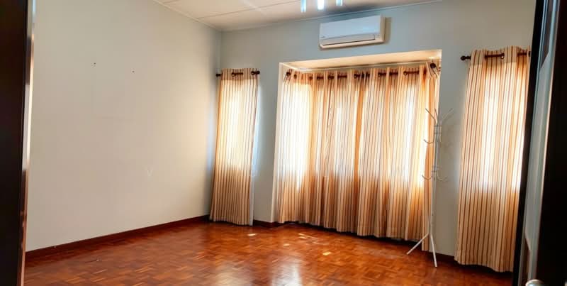 Rumah Teres 2 Tingkat untuk Dijual di Taman Kelana Idaman (Ara Damansara) - Victor Liew - Interior - PropertyGuru.com.my