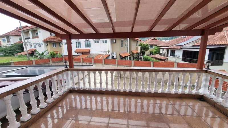 Rumah Banglo untuk Dijual di Beverly Heights (Ampang) - Adzura Zamedin - Balcony - PropertyGuru.com.my