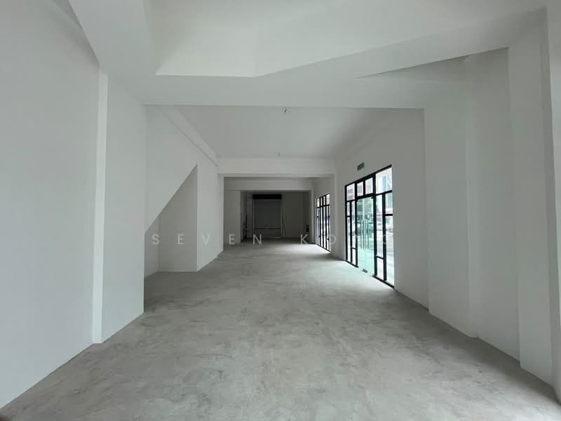 Shop / Office for Rent in Bandar Baru Permas Jaya (Permas Jaya) - Seven Kong - Interior - PropertyGuru.com.my