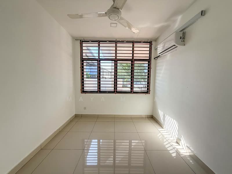 Semi-Detached House for Sale in Bandar Tasik Kesuma (Beranang) - Maya Myra - Interior - PropertyGuru.com.my