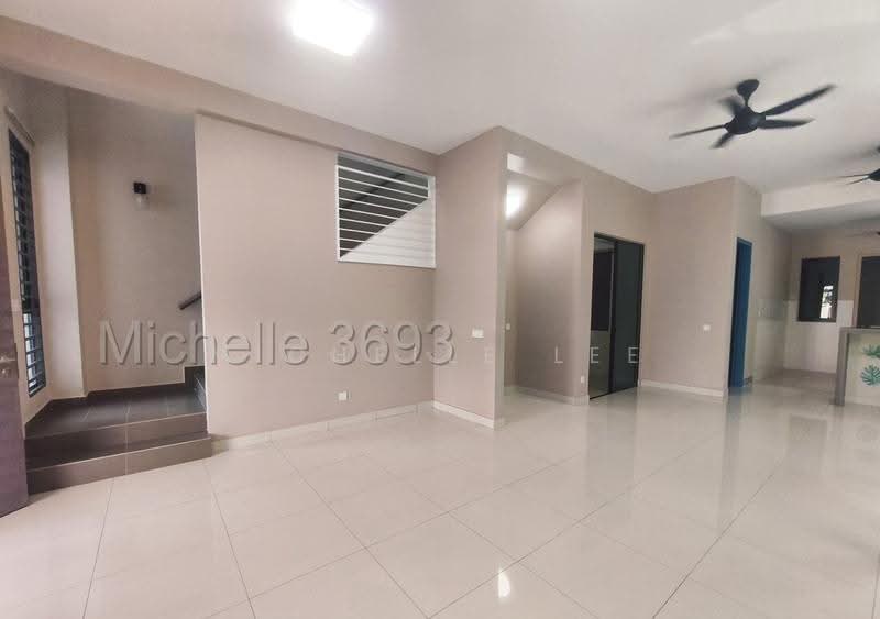 Semi-Detached House for Sale in Telok Panglima Garang (Selangor) - Michelle Lee - Living Room - PropertyGuru.com.my