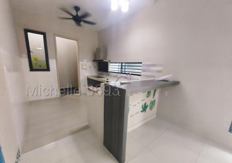 Semi-Detached House for Sale in Telok Panglima Garang (Selangor) - Michelle Lee - Kitchen - PropertyGuru.com.my