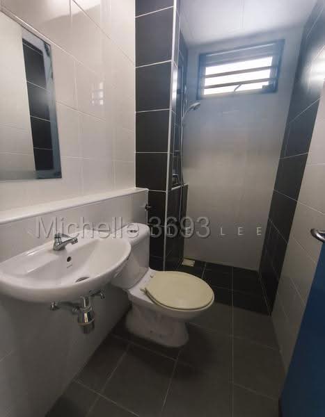 Semi-Detached House for Sale in Telok Panglima Garang (Selangor) - Michelle Lee - Bathroom - PropertyGuru.com.my