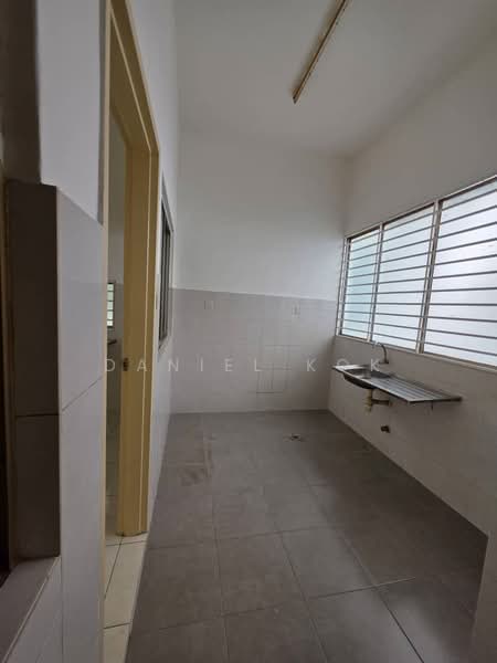 Rumah Teres 2 Tingkat untuk Dijual di Setia Indah 12 (Setia Alam) - Daniel Kok - Kitchen - PropertyGuru.com.my