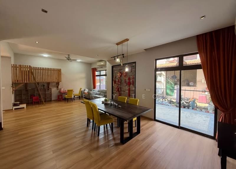 Rumah Berkembar untuk Dijual di Glenmarie Cove (Klang) - Kelly Teo - Living Room - PropertyGuru.com.my