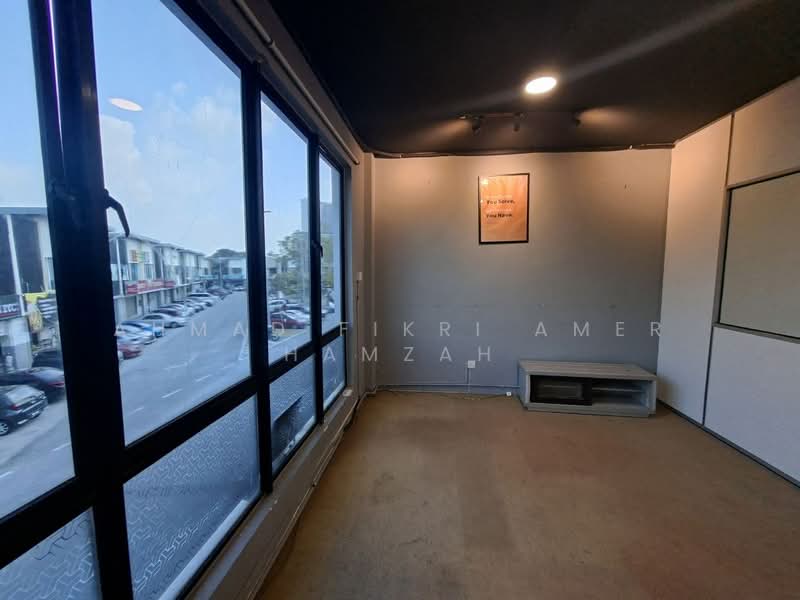 Office for Sale in Cyberjaya (Selangor) - Ahmad Fikri Amer Hamzah - Interior - PropertyGuru.com.my