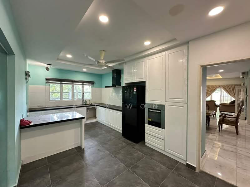 Bungalow for Rent in Cheras (Selangor) - Alex Wong - Kitchen - PropertyGuru.com.my