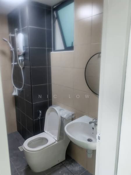 Servis Apartment untuk Disewa di Bayu Residensi - Nic Low - Bathroom - PropertyGuru.com.my