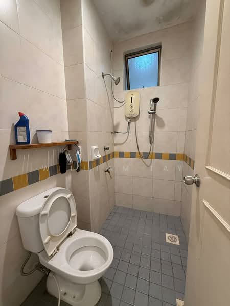 2-storey Terraced House for Sale in Taman Impian Emas (Skudai) - William Tay - Bathroom - PropertyGuru.com.my