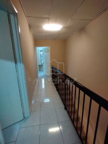 Rumah Teres 2 Tingkat untuk Dijual di Usj 1 (Subang Jaya) - Cindy Ng - Corridor - PropertyGuru.com.my
