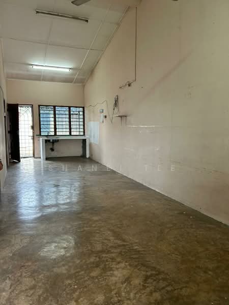 1-storey Terraced House for Sale in Kluang (Johor) - Shanel Tee - Interior - PropertyGuru.com.my