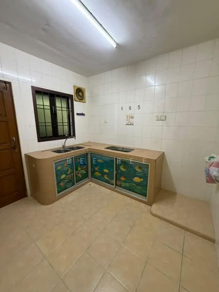 Rumah Teres untuk Disewa di Taman Damai Jaya (Skudai) - Bee Bee - PropertyGuru.com.my