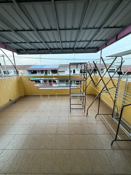 Rumah Teres untuk Disewa di Taman Damai Jaya (Skudai) - Bee Bee - PropertyGuru.com.my