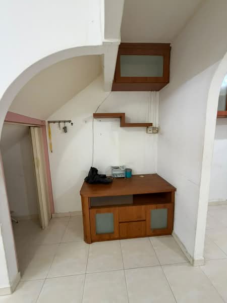 Rumah Teres untuk Disewa di Taman Damai Jaya (Skudai) - Bee Bee - PropertyGuru.com.my