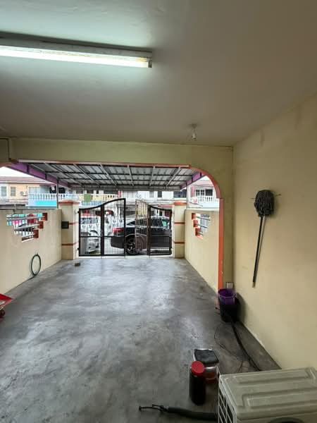Rumah Teres untuk Disewa di Taman Damai Jaya (Skudai) - Bee Bee - PropertyGuru.com.my