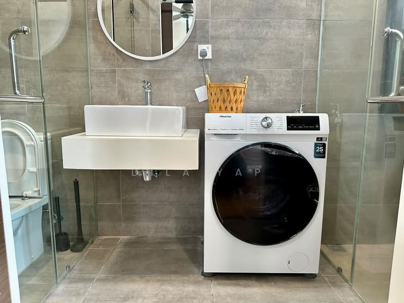 Service Residence for Rent at H2O Residences - Dila Yap - Bathroom - PropertyGuru.com.my