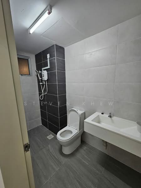 Condominium for Rent at Vista Harmoni Residences - Steven Khew - Bathroom - PropertyGuru.com.my