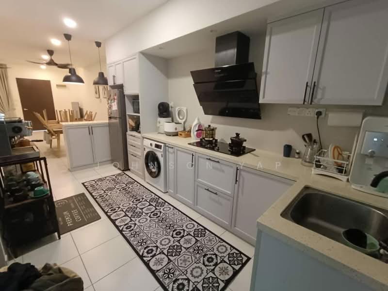 2-storey Terraced House for Sale in Taman Scientex Utama (Senai) - Johnson Yap - Kitchen - PropertyGuru.com.my