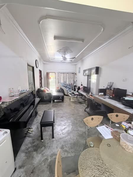 Rumah Teres 1 Tingkat untuk Dijual di Taman Ungku Tun Aminah (Skudai) - ALEX TAN - PropertyGuru.com.my
