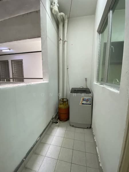 Servis Apartment untuk Disewa di The Arc - Song Han - Balcony - PropertyGuru.com.my