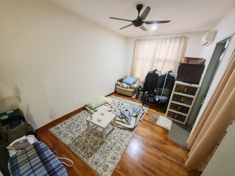 3-storey Terraced House for Sale in Ampang (Selangor) - Dave Phang - Living Room - PropertyGuru.com.my