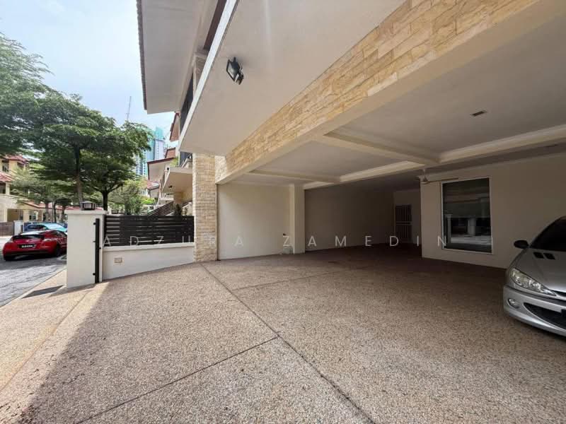 Rumah Berkembar untuk Dijual di Ampang Jaya (Ampang) - Adzura Zamedin - Exterior - PropertyGuru.com.my