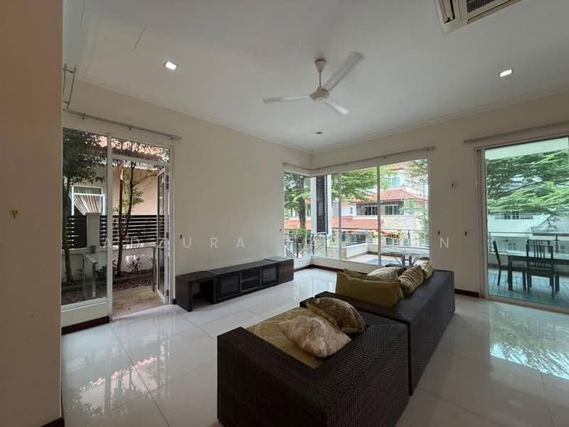Rumah Berkembar untuk Dijual di Ampang Jaya (Ampang) - Adzura Zamedin - Living Room - PropertyGuru.com.my