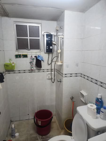 Kondominium untuk Dijual di Idaman Putera - William Yeoh - Bathroom - PropertyGuru.com.my